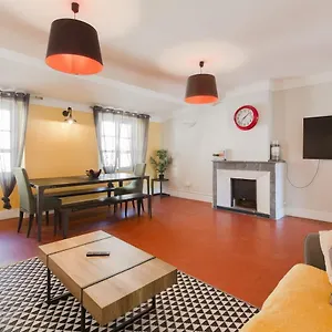 Hostel Backpackers, Antibes